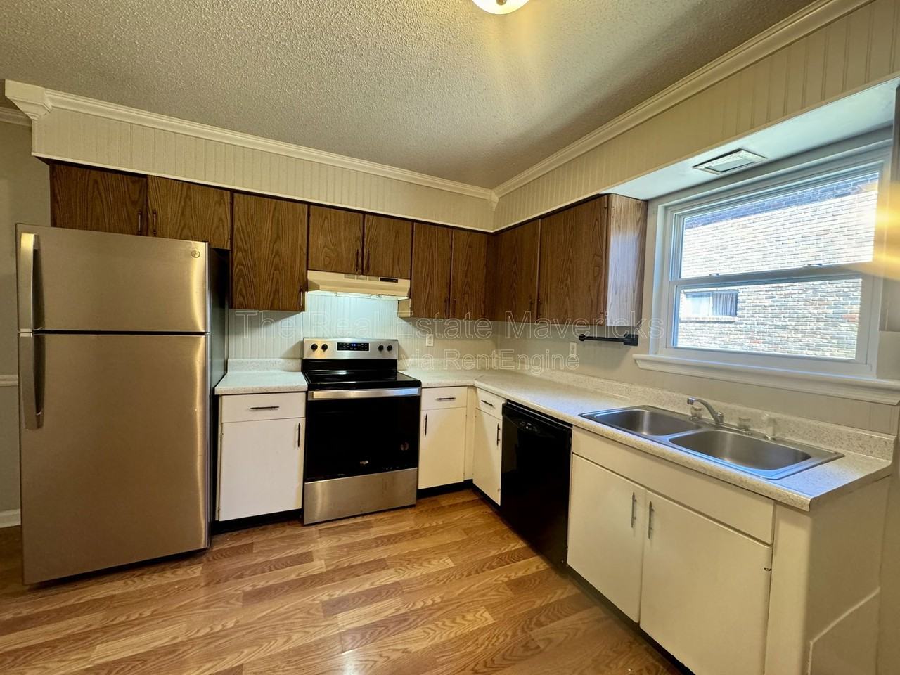 3624 Missionaire Ave #1 - Photo 4 of 10