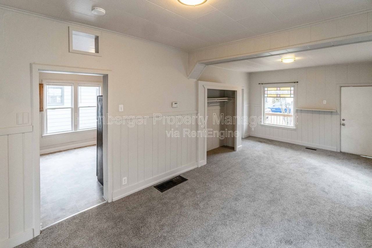 1809 E 1st Ave - Photo 4 of 15