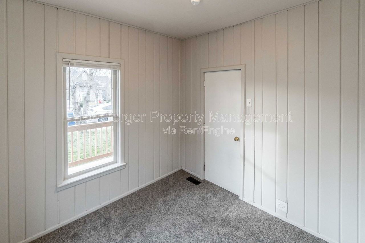 1809 E 1st Ave - Photo 6 of 15