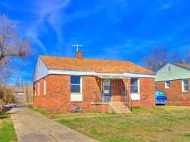 517 E Boeing Dr - Photo 1 of 1