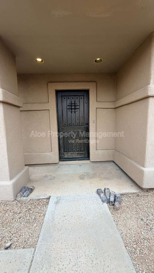 8101 N 13th Pl - Photo 5 of 34