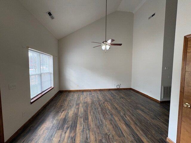 1119 Brownlea Dr - Photo 2 of 19