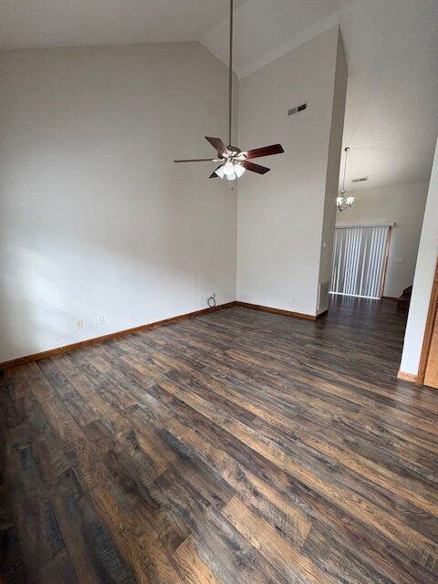 1119 Brownlea Dr - Photo 3 of 19