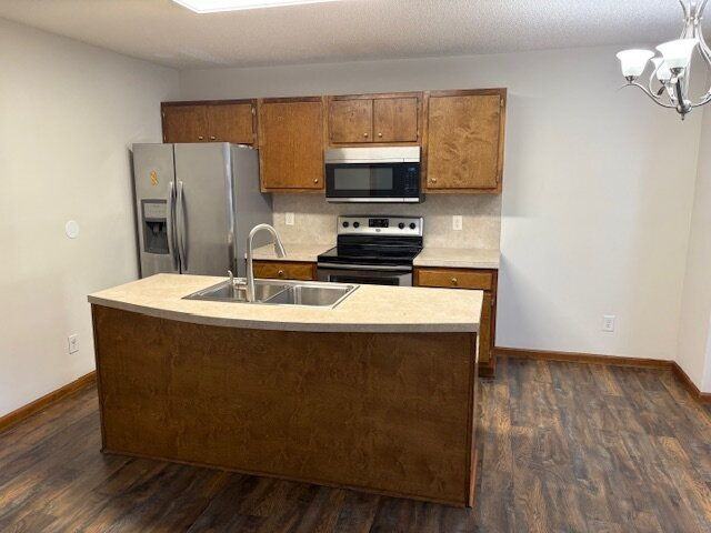 1119 Brownlea Dr - Photo 5 of 19