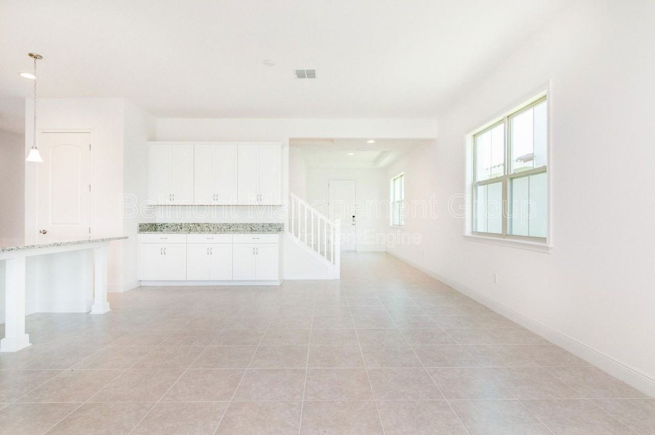 13550 Abberwick Dr - Photo 4 of 43