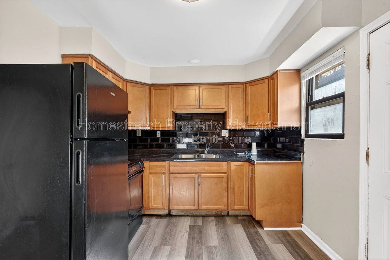 4232 Jennings Station Rd - Photo 4 of 23