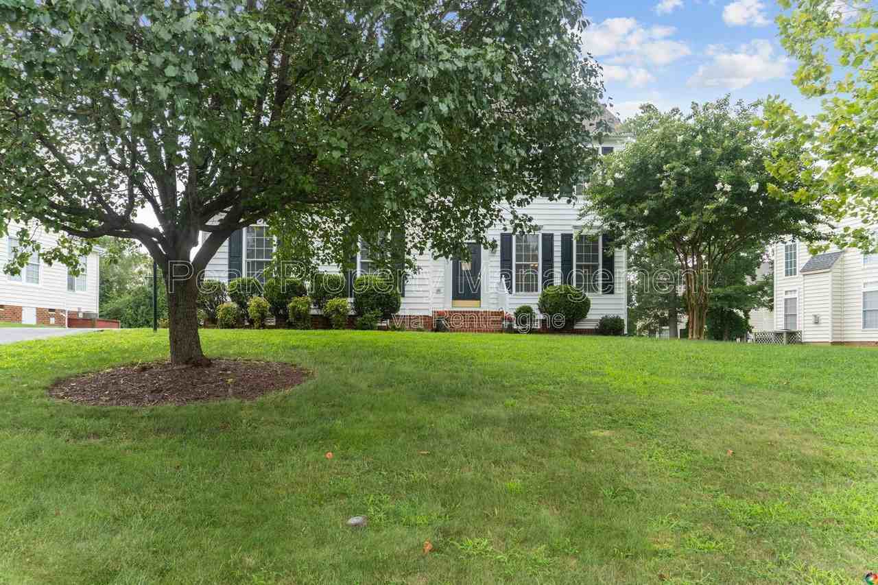 5525 Barnsley Ter - Photo 4 of 50