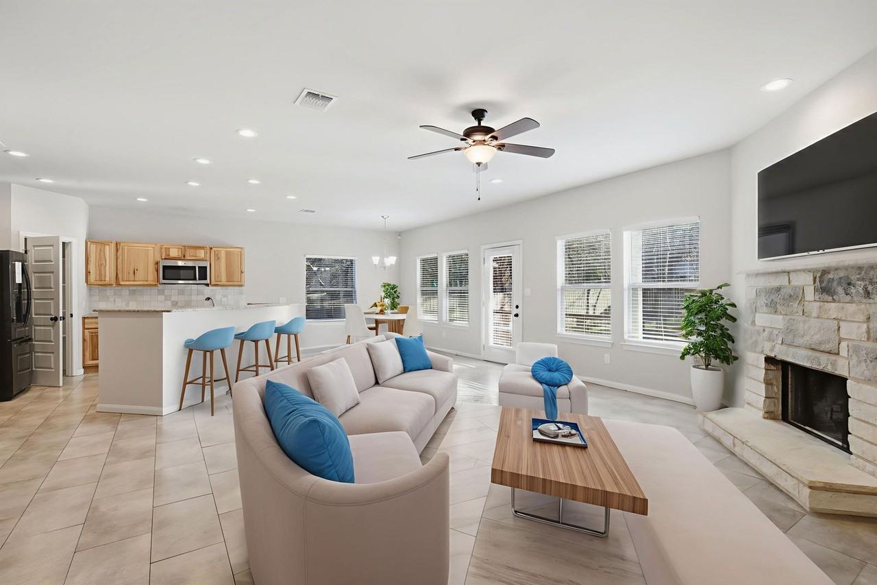 14605 Running Deer Trl - Photo 2 of 50