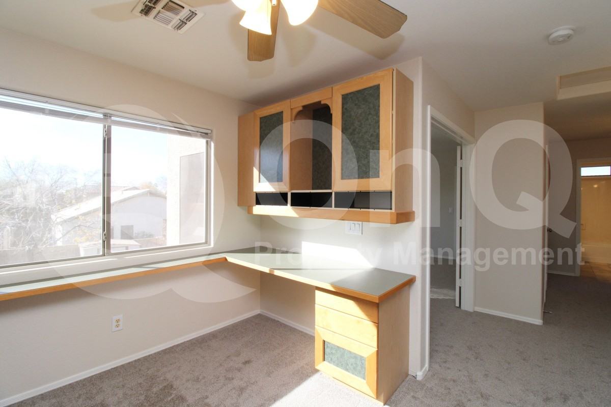 1747 E Los Alamos St - Photo 7 of 20