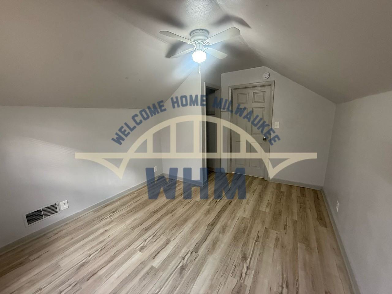 3602 N 41st St - Photo 3 of 17