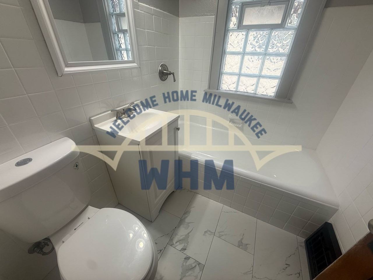 3602 N 41st St - Photo 4 of 17