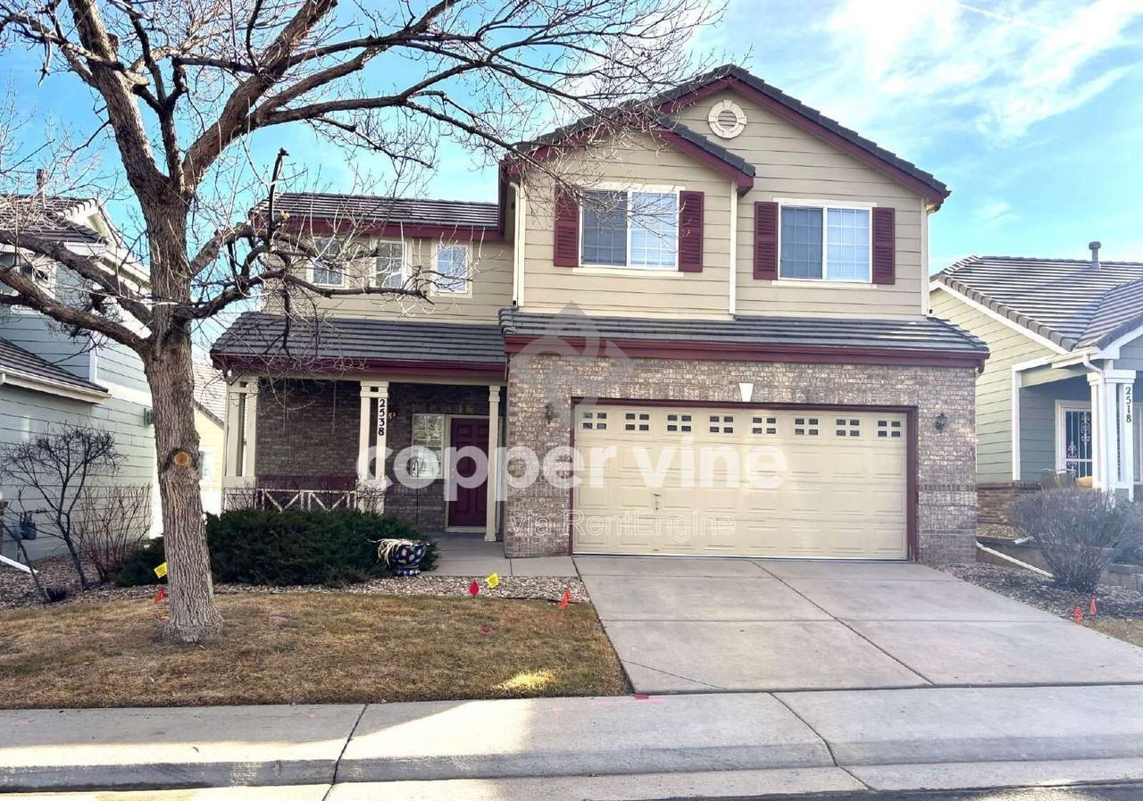 2538 E 127th Ct - Photo 2 of 34