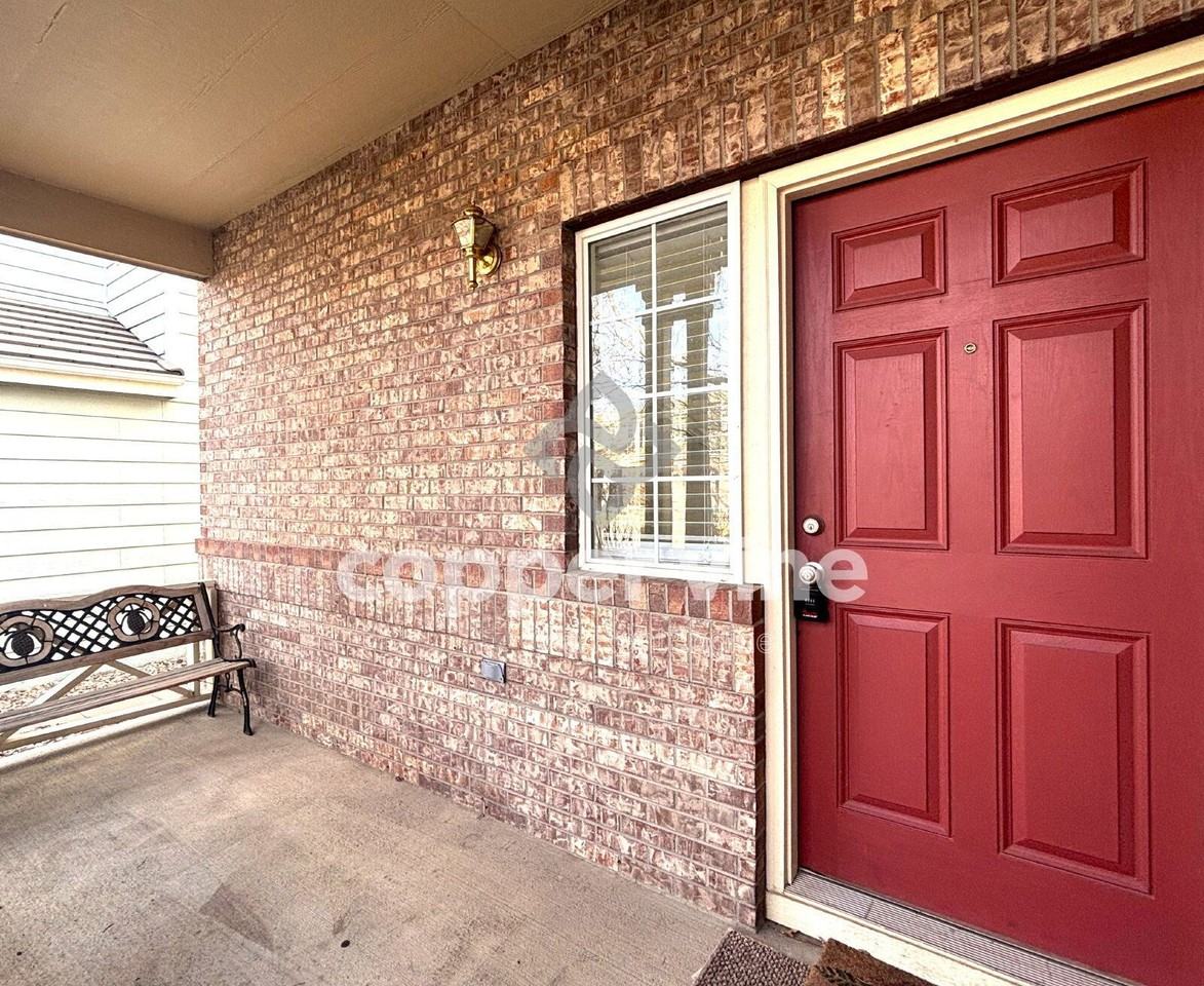 2538 E 127th Ct - Photo 4 of 34