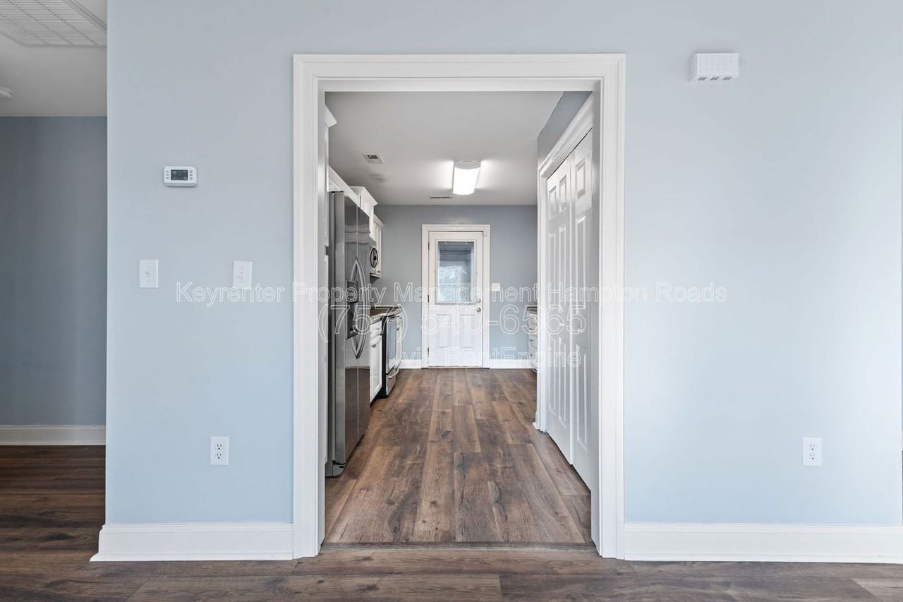 9515 15th Bay St #A - Photo 7 of 25