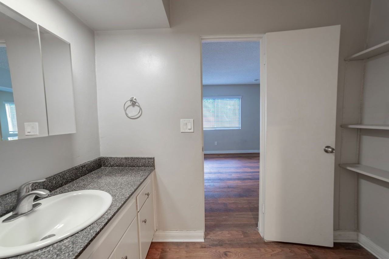 5737 College Ave #26 - Photo 7 of 9