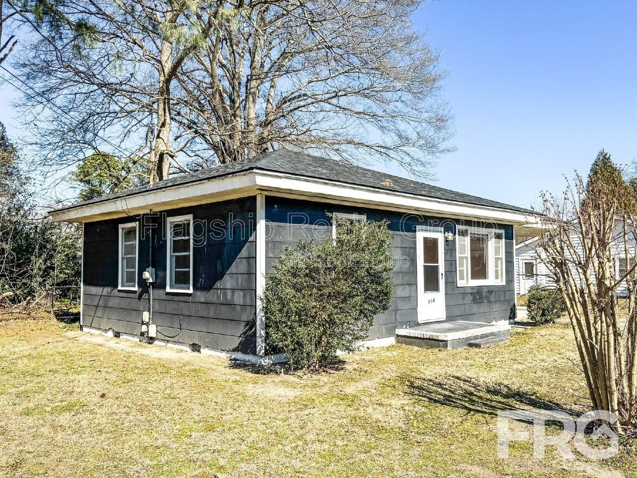 114 Blaire Ln - Photo 3 of 23