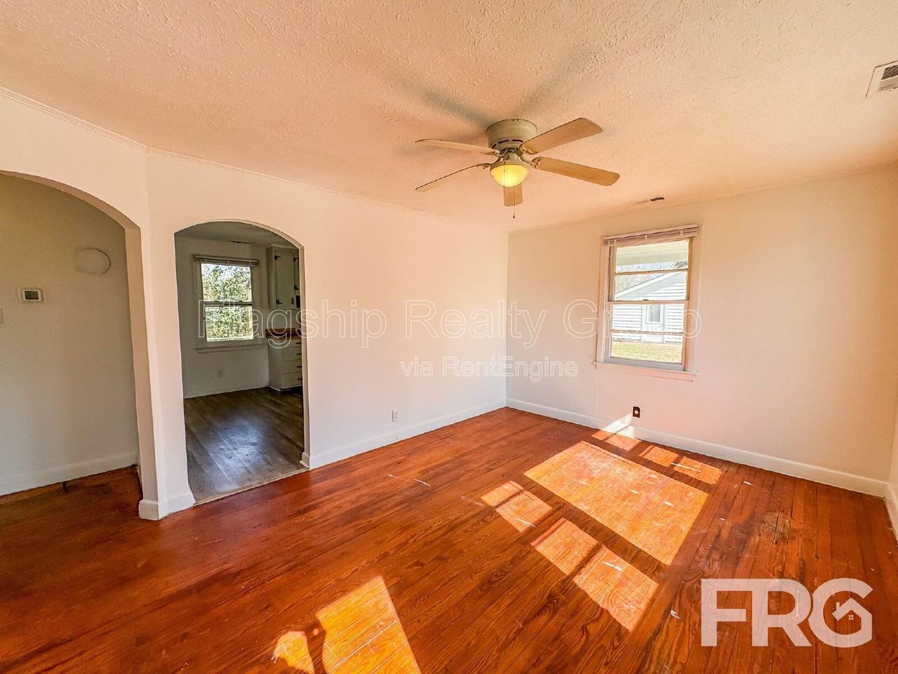 114 Blaire Ln - Photo 4 of 23