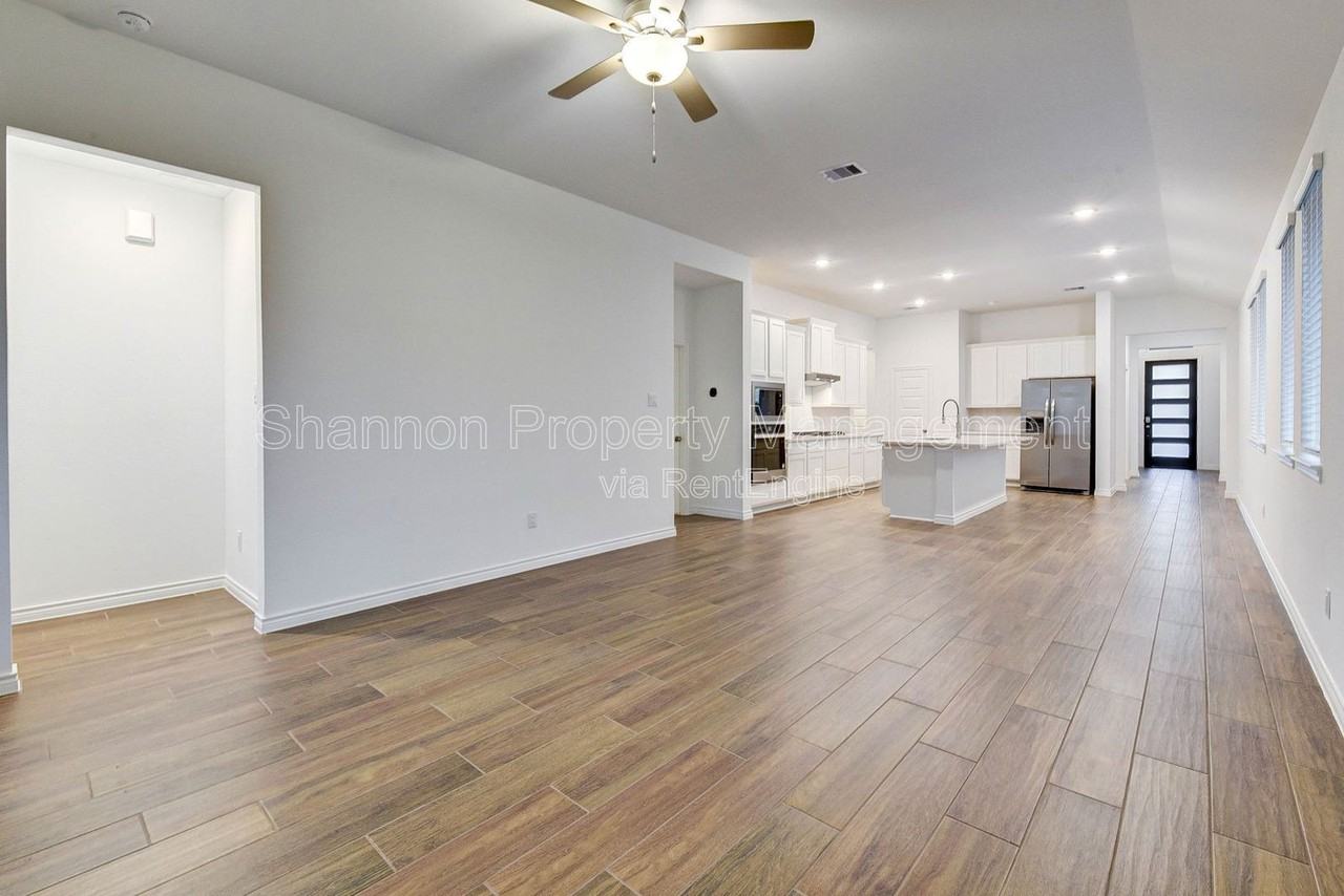 7226 Yarrow Blossom Ct - Photo 4 of 23