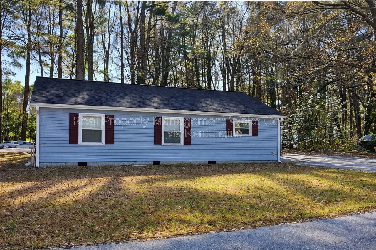 1505 Axum Rd - Photo 2 of 32