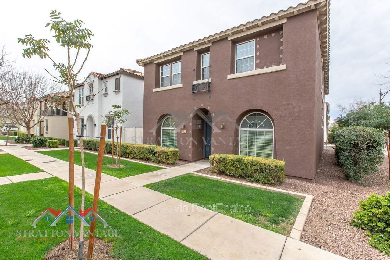 881 S Adam Way - Photo 2 of 50