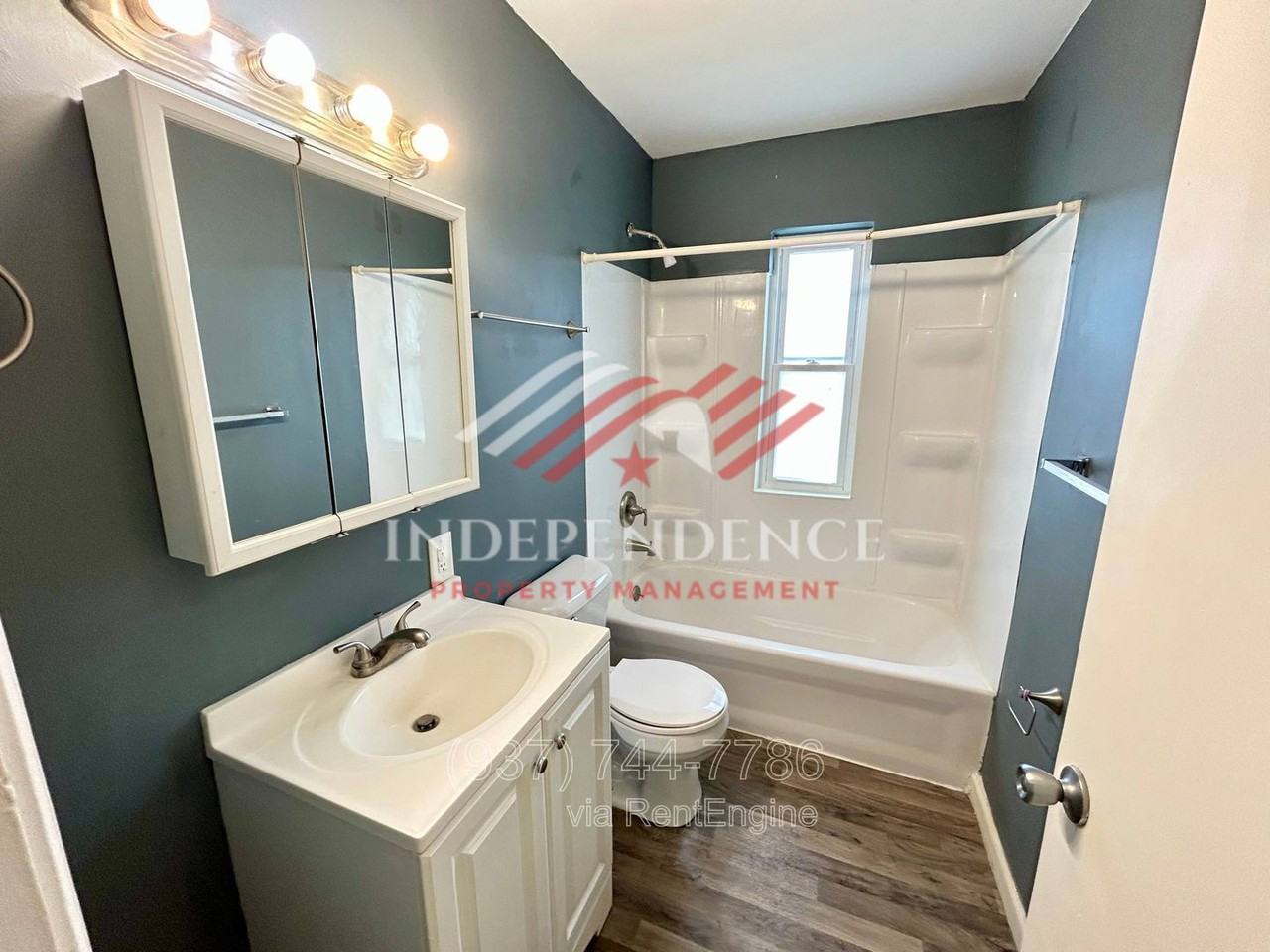 115 Scott Ave #5 - Photo 5 of 10