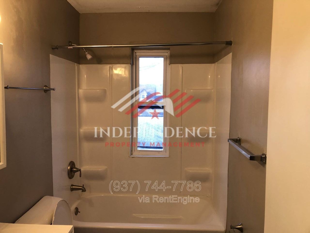 115 Scott Ave #5 - Photo 7 of 10