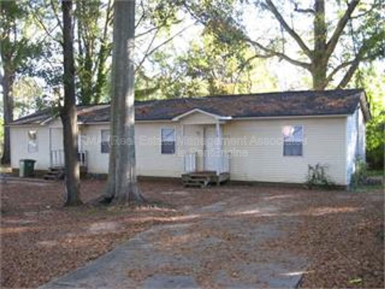 300 S 18th St #A - Photo 7 of 7