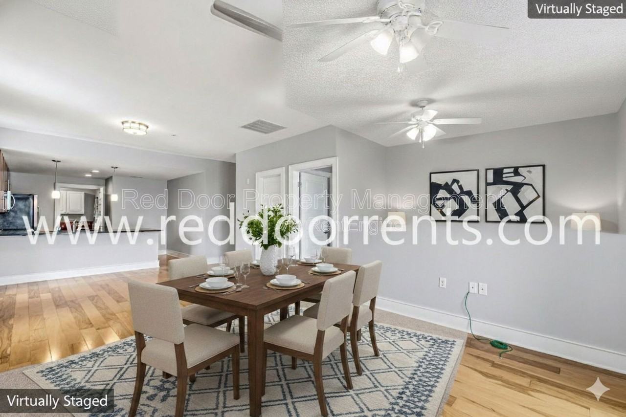 802 N Meridian St #207 - Photo 3 of 34