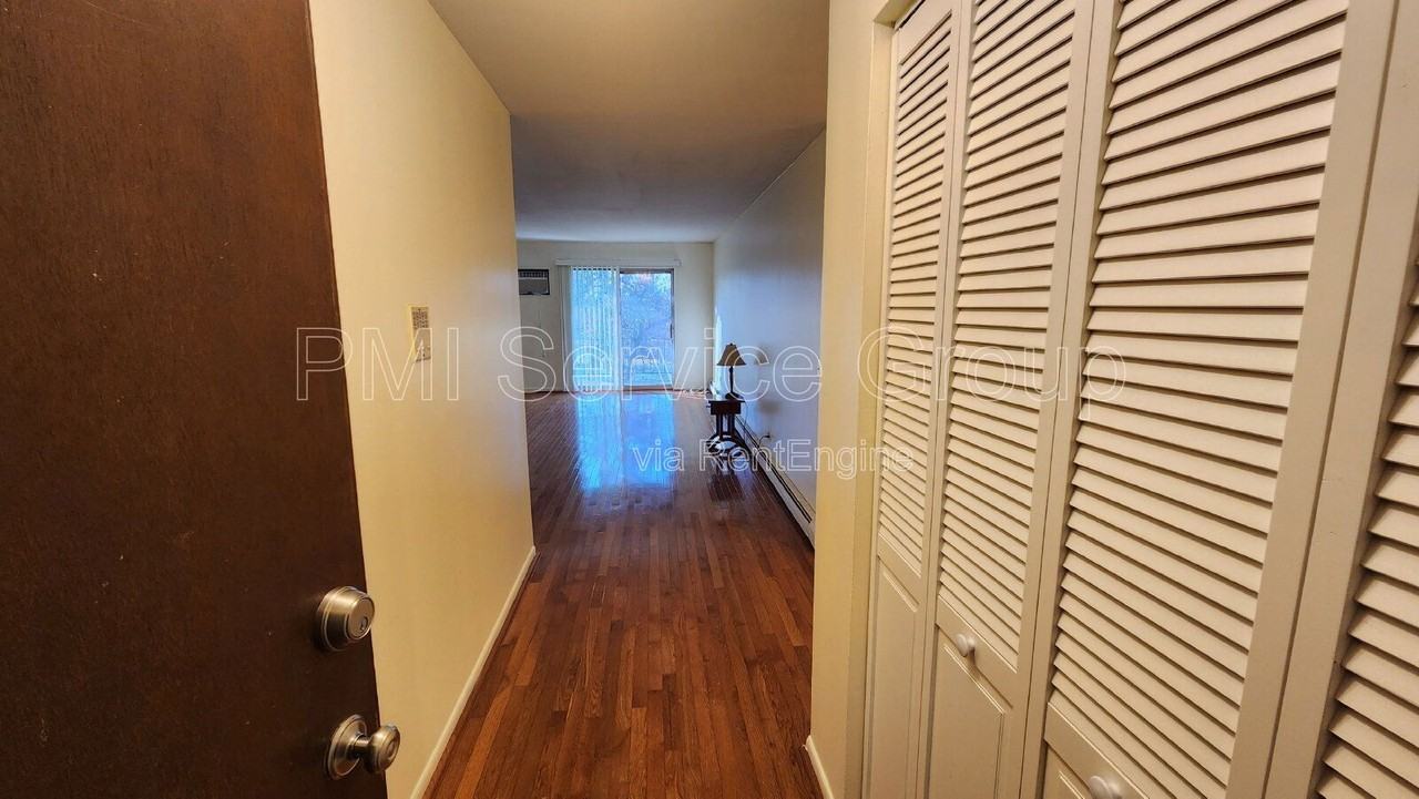 2331 Ogden Ave #10 - Photo 5 of 25