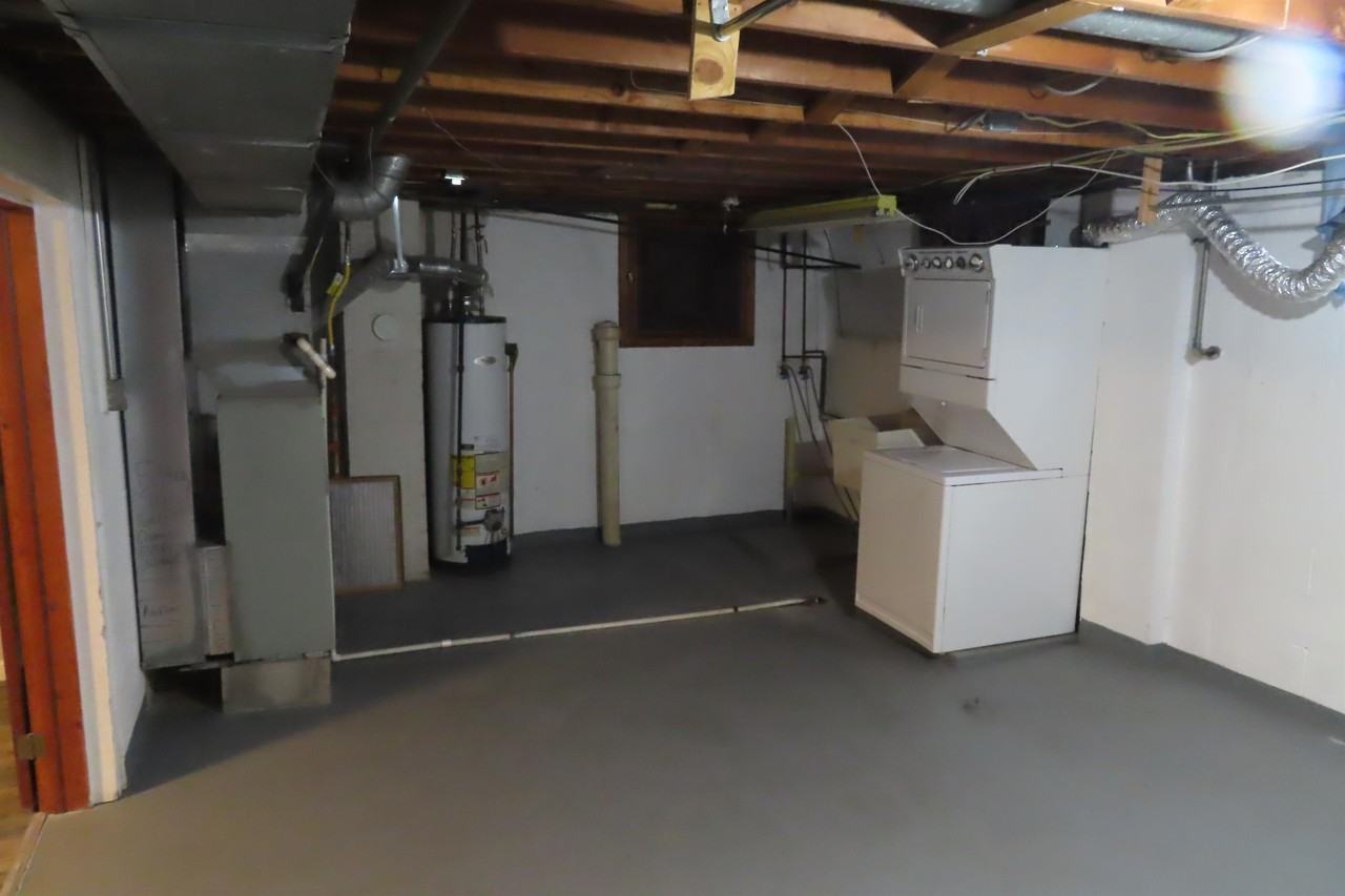 4500 Keeler Dr - Photo 2 of 43