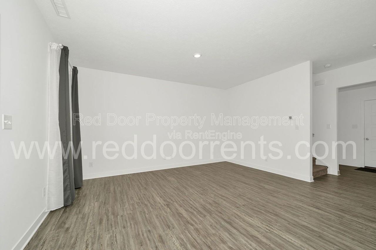 6380 Apperson Dr - Photo 7 of 22