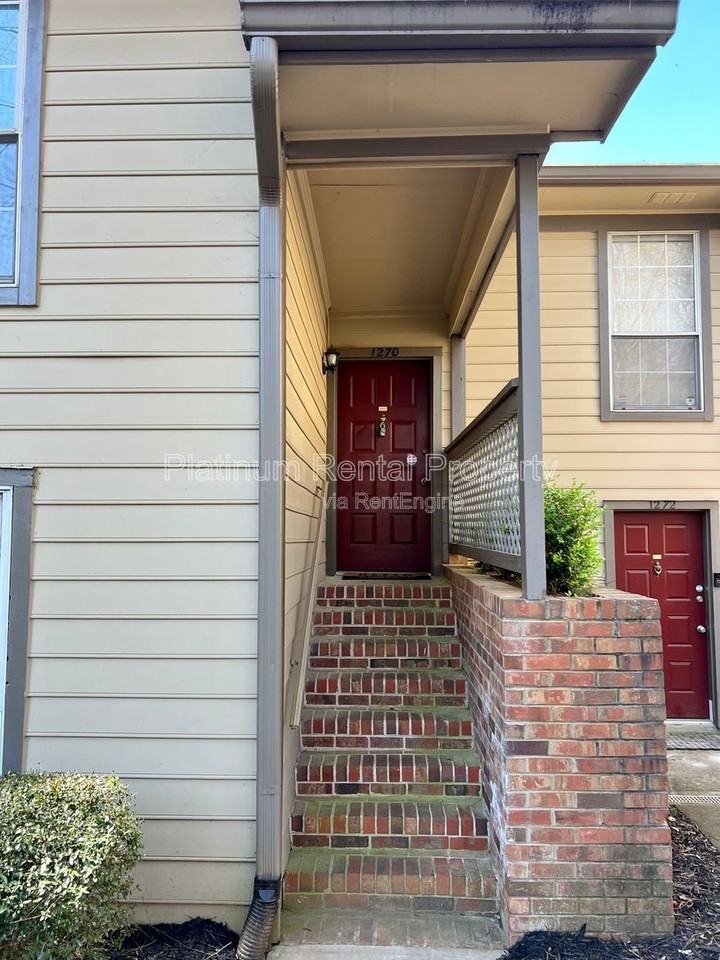 1270 Weatherstone Dr Ne - Photo 2 of 22