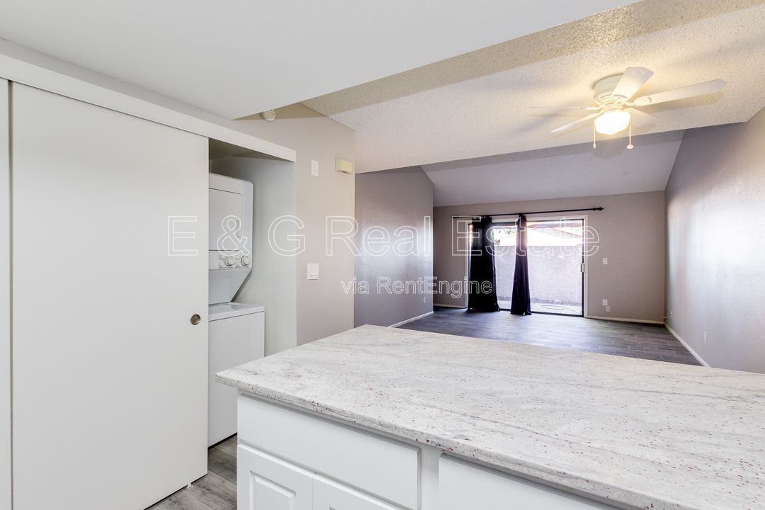 2149 E 10th St #3 - Photo 6 of 15