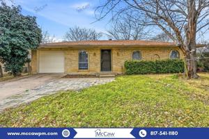 featured image of 207 Evelyn St