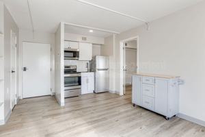 featured image of 7300 Graceland Dr #629