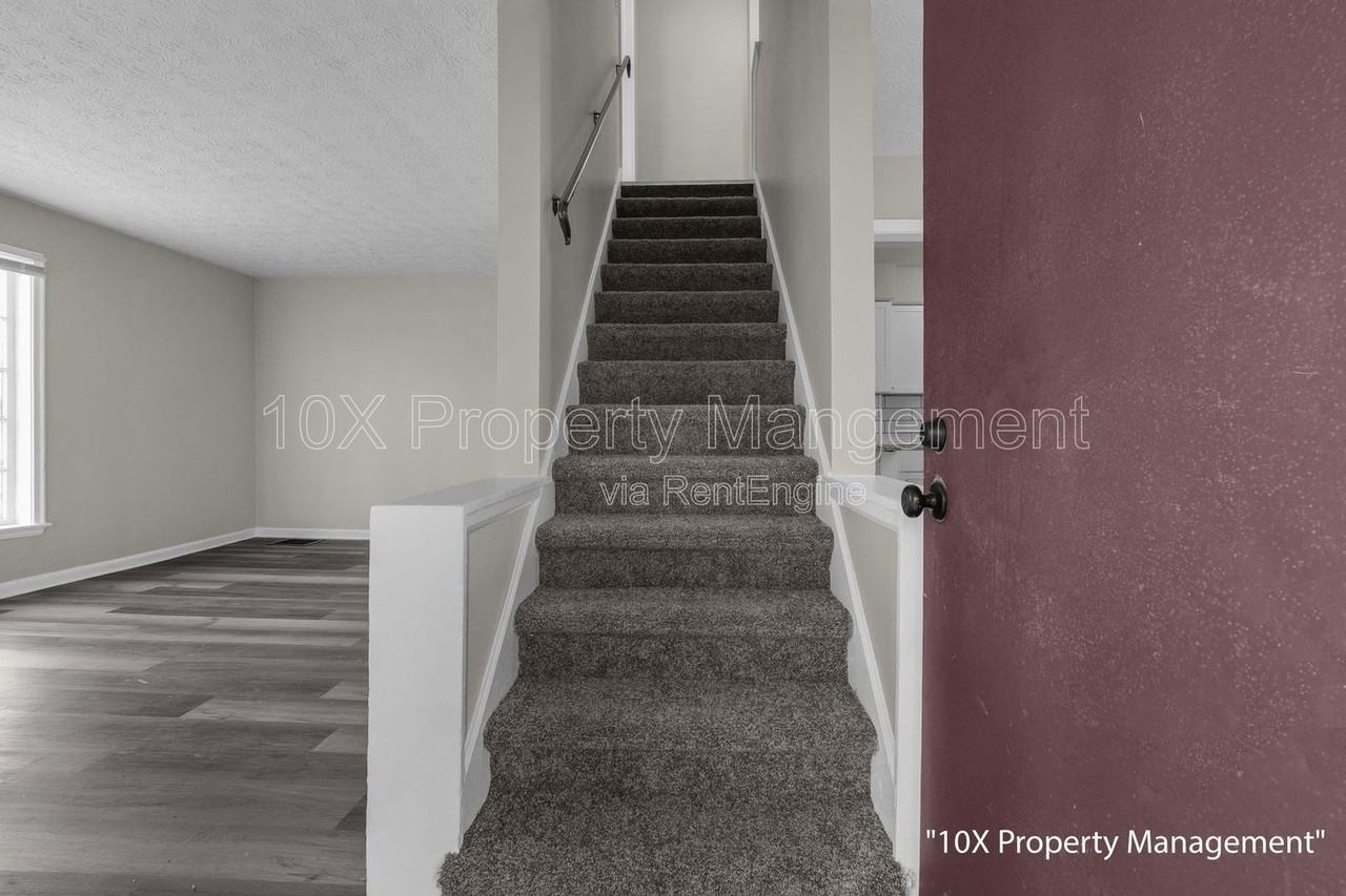 97 N Waverly St - Photo 5 of 26