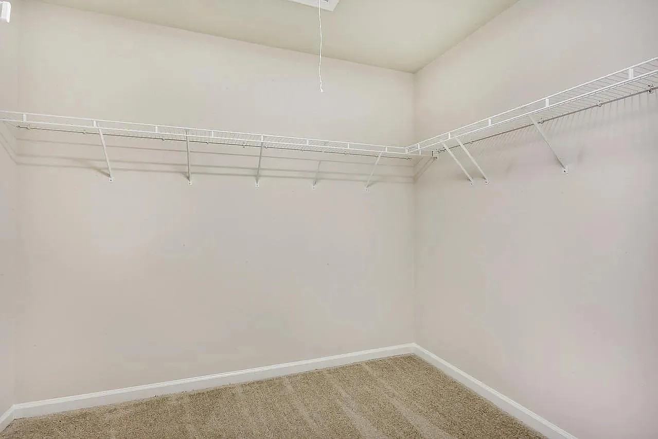 126 Jordan Crest Ct - Photo 2 of 21