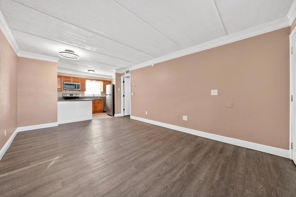 1400 Eudora Rd - Photo 6 of 23