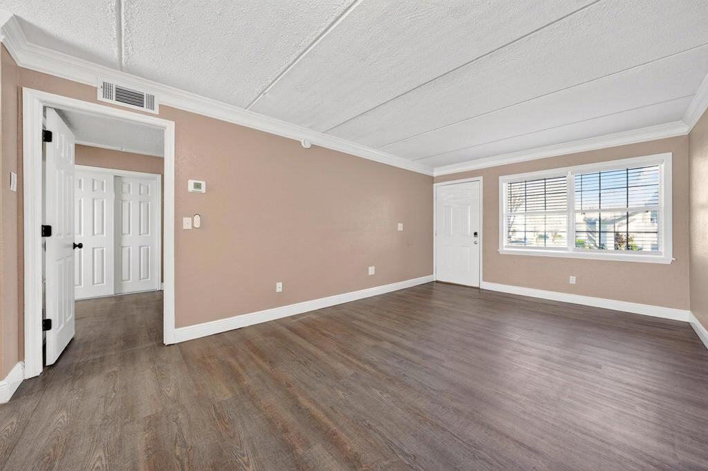 1400 Eudora Rd - Photo 7 of 23