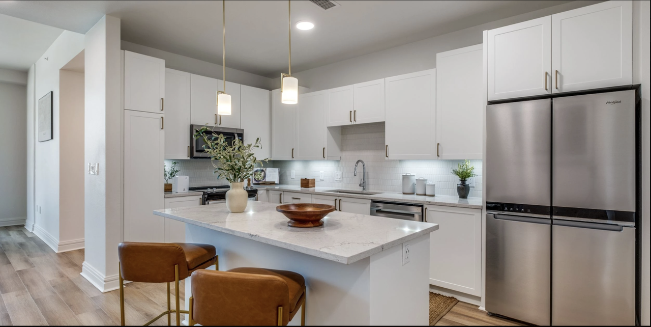 1400 Hi Line Dr #910 - Photo 3 of 20