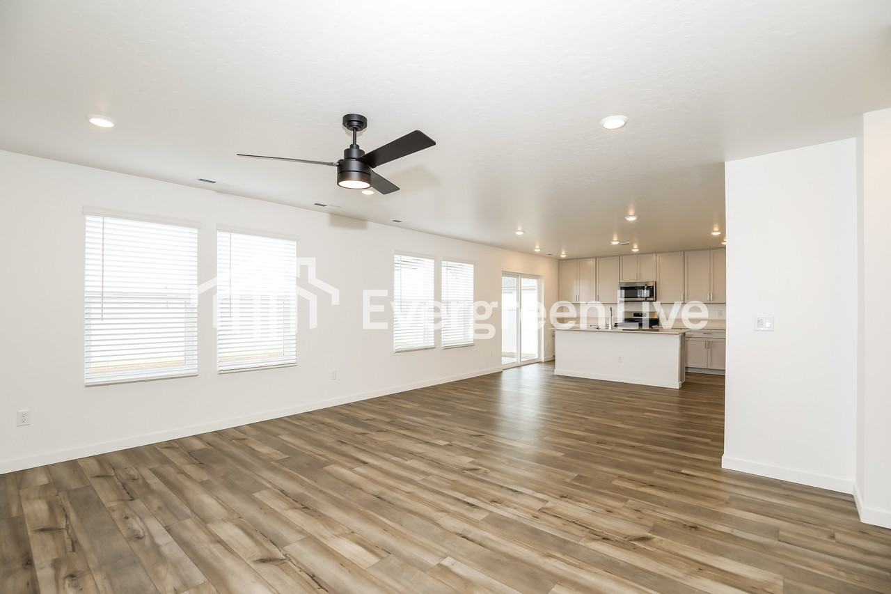 9160 W Inspirado St - Photo 3 of 16