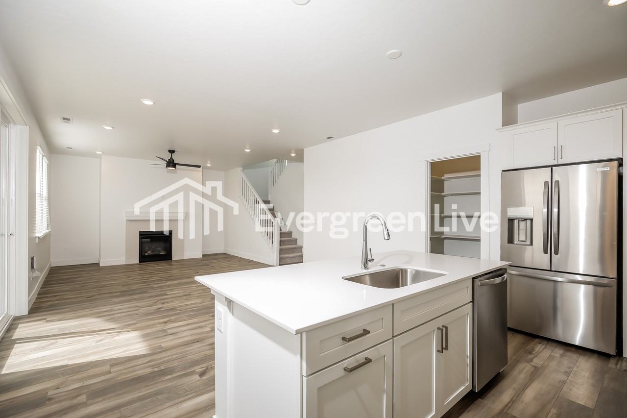 9363 W Inspirado St - Photo 7 of 16