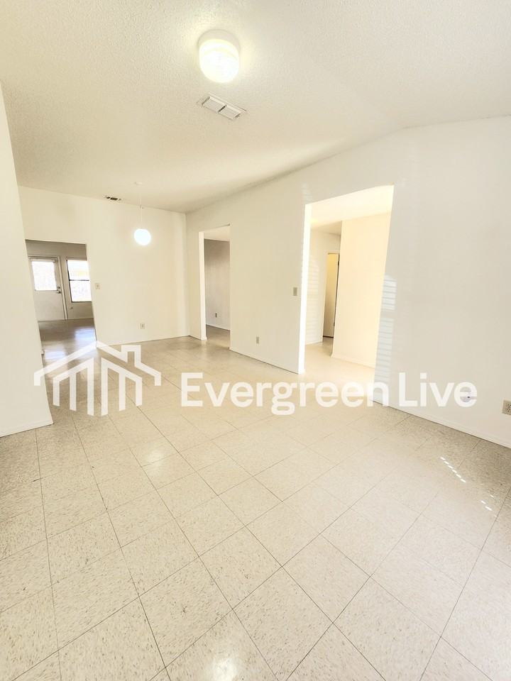 2304 Santo Domingo Ct - Photo 3 of 19