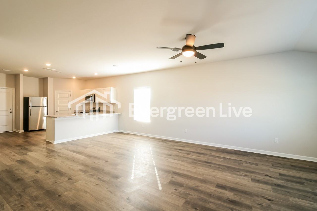 Stine Pl - Photo 5 of 15