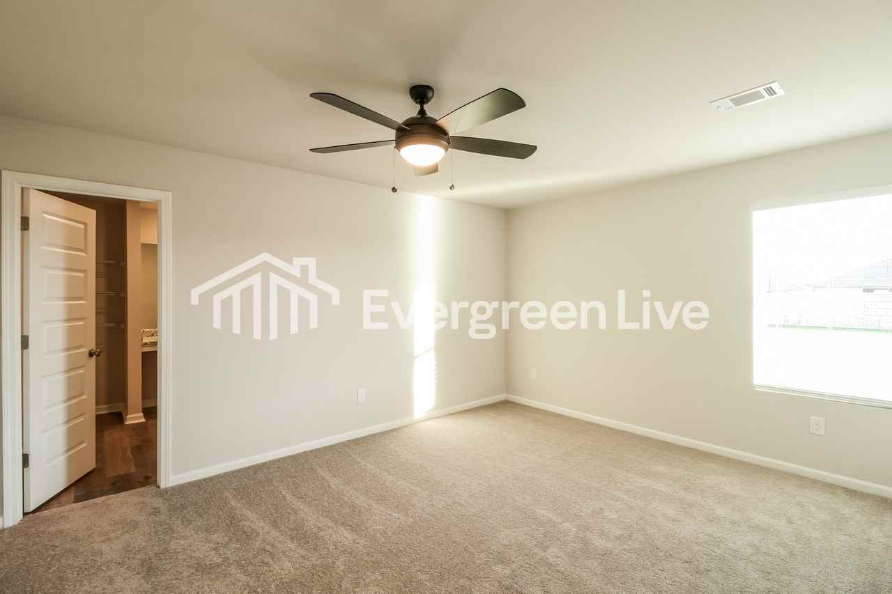 Stine Pl - Photo 6 of 15