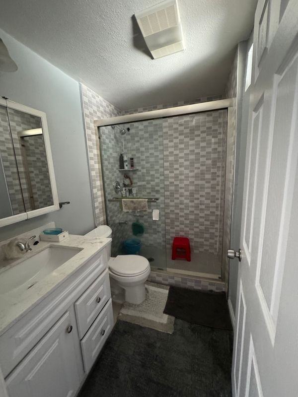 16270 Binney St - Photo 3 of 4