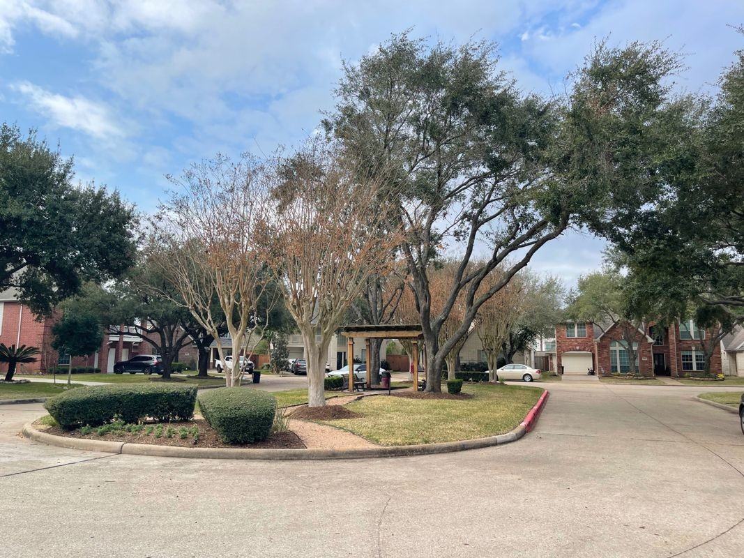 1759 Lakeside Enclave Dr - Photo 2 of 41