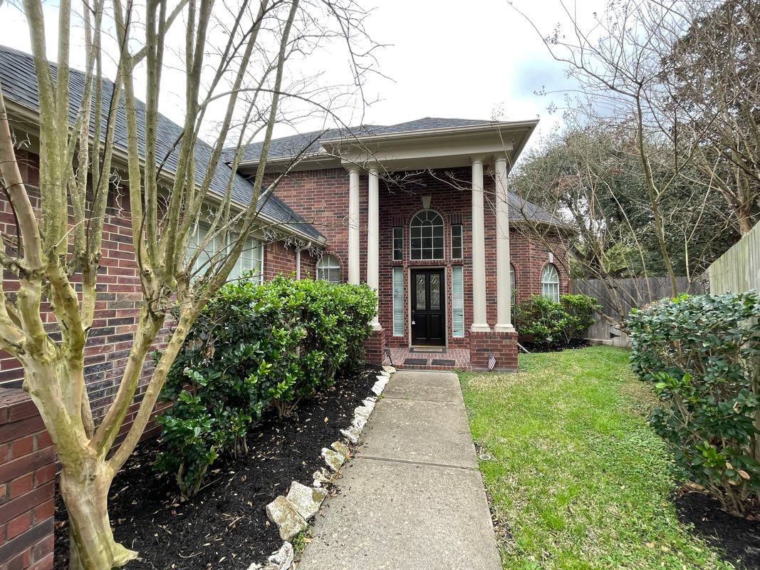 1759 Lakeside Enclave Dr - Photo 3 of 41