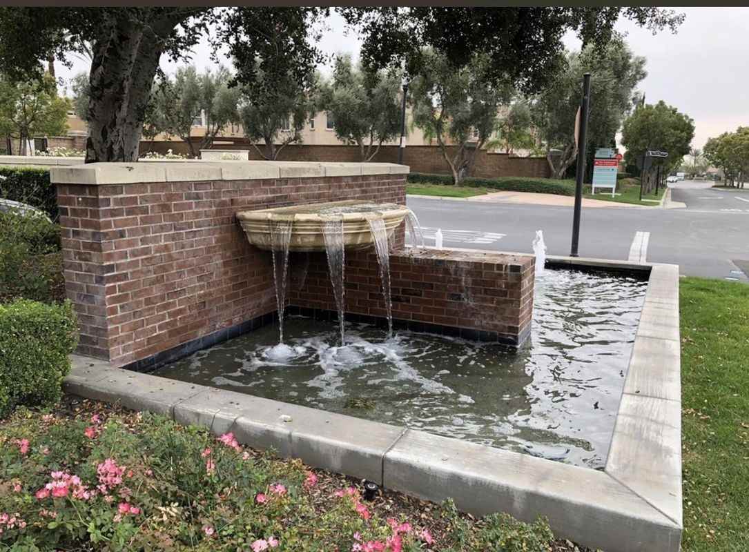 5548 Hartness Ct - Photo 2 of 21