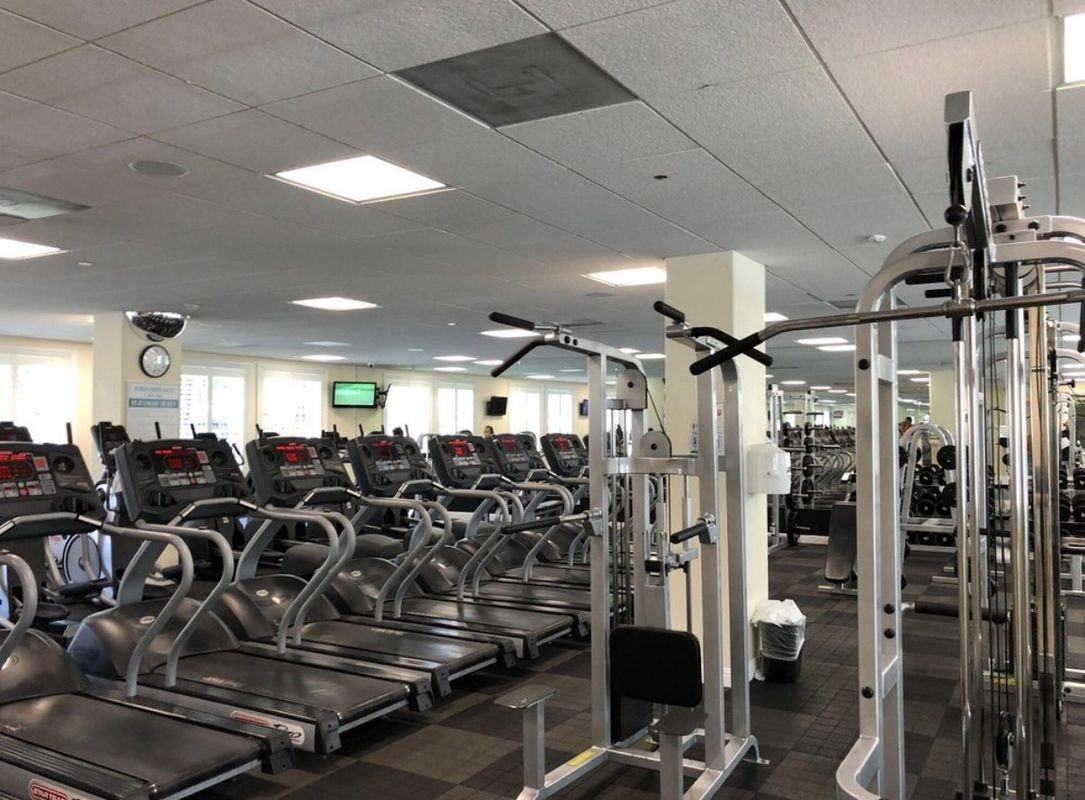 5548 Hartness Ct - Photo 7 of 21